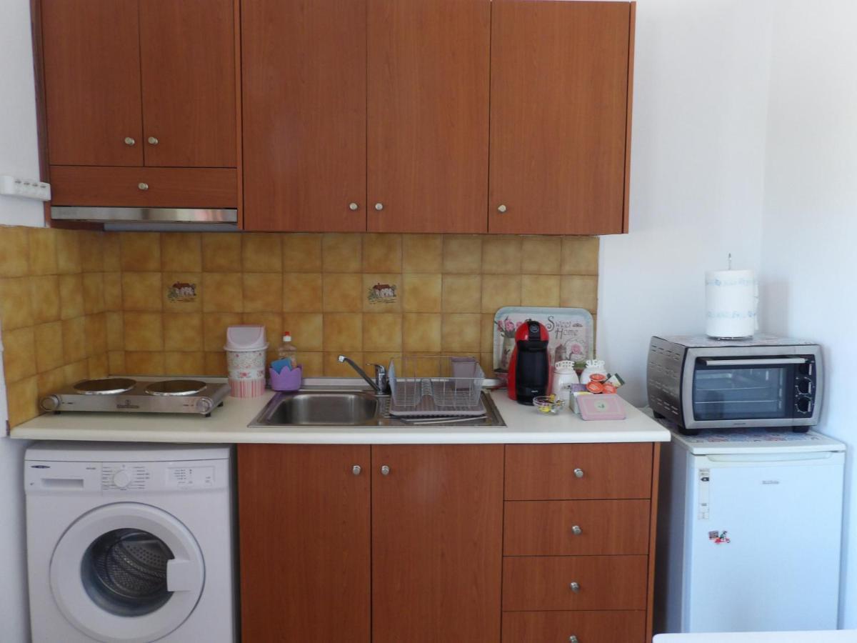 Teo 1 Apartment Goúvai Ngoại thất bức ảnh